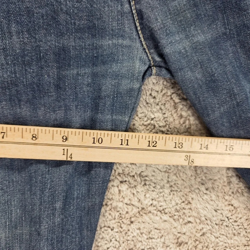 Vintage Levis Engineered Jeans Mens 33x32 Blue Medium Wash Twisted Button Fly